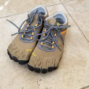 Vibram FiveFingers Trek Ascent Insulated